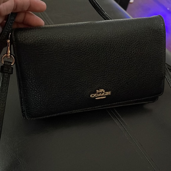 Purse - Picture 2 of 8